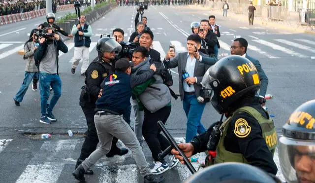 Las agresiones a los hombres de prensa ocurrieron el 10 de octubre en el centro de Lima. Foto: Juan Mandamiento/ANP