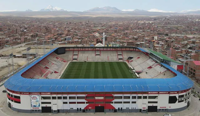 El Estadio Municipal de El Alto es conocido también como 'El Titán'. Foto: AFP