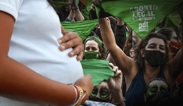 Realidad. Miles de niñas y adolescentes se convierten en madres cada año por no poder acceder al aborto terapéutico.