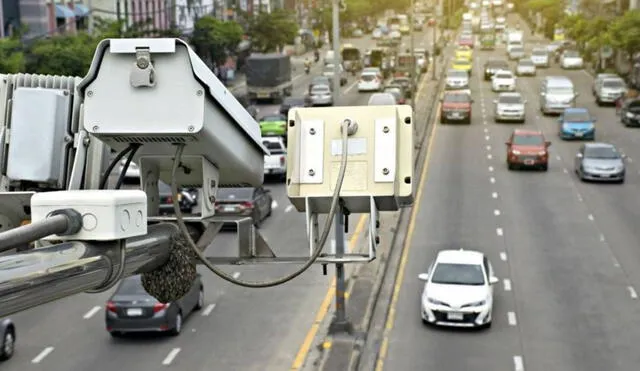 Si no se paga una multa de tránsito en Miami a tiempo, pueden acumularse intereses y cargos adicionales. Foto: Auto Test