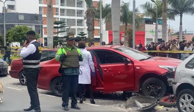 bellavista. Un hombre fue acribillado al interior de su vehículo a plena luz del día. El criminal huyó caminando.