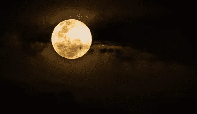 La superluna de octubre es la tercera del año. Foto: Luis Rodriguez Machado / Flickr