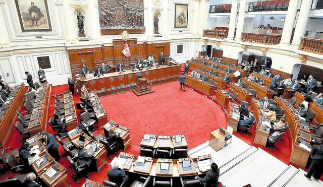 Congreso retoma debate para proyectos de ley en agenda por la Junta de Portavoces. Foto: composición LR