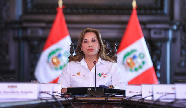 Dina Boluarte no le gustó que los medios de comunicación cuestionen su gestión. Foto: Presidencia.