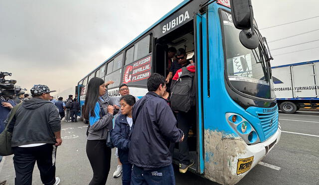 Paro de transportistas de este miércoles 23 de octubre paralizó todo Lima y Callao. Foto: La República