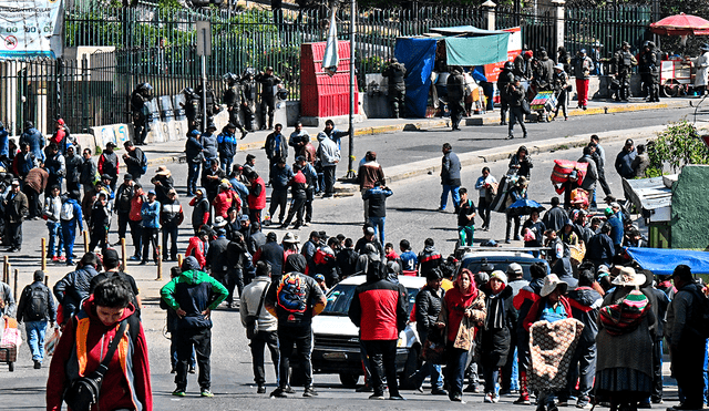 El objetivo de esta escalada sería presionar para la convocatoria de nuevas elecciones. Foto: AFP.