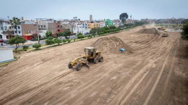 La MML arrasó con las áreas verdes del trazo de la Vía Expresa Sur.