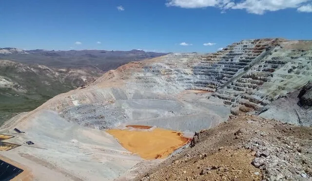 Para Aruntani son suficientes los US$10,3 millones para la remediación de los daños ambientales causados por la mina de Arasi, pero un estudio indica que se requieren US$265 millones. Foto: La República.