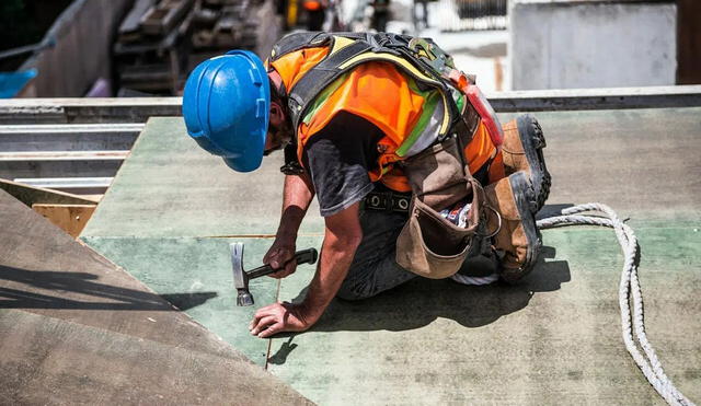 Los proyectos de construcción en Chicago son a menudo de gran escala y complejidad, lo que requiere de mano de obra altamente calificada. Foto: Zag Firm