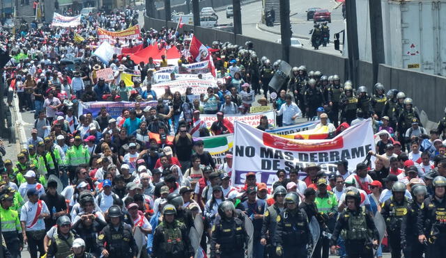 Manifestación. Los gremios de transportistas señalan que el paro y las marchas en Lima y otras regiones serán pacíficos. Desean que el mundo conozca el nivel de inseguridad en que vivimos. Foto: La República