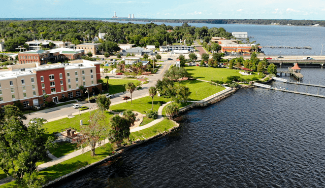 Palatka es una de las ciudades más asequibles en Florida. Foto: Palatka Beer Fest