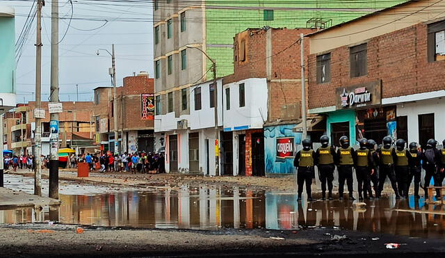 La PNP está investigando a los involucrados en el robo del arma del Estado. Foto: Yolanda Goicochea/LR