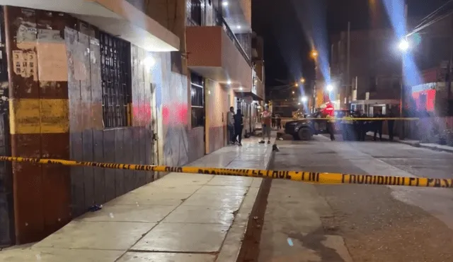 Escenario. Tres amigos fueron baleados en la vía pública en el Callao. La ola de asesinatos no se detiene en el país.