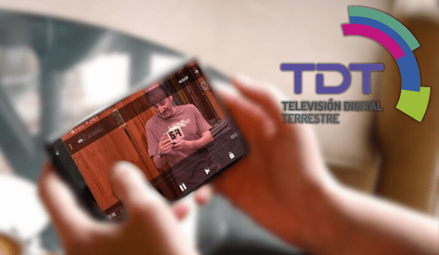 Para ver TDT en un celular, primero se debe contar con un sintonizador digital compatible. Foto: Composición LR | El Español | TDT.