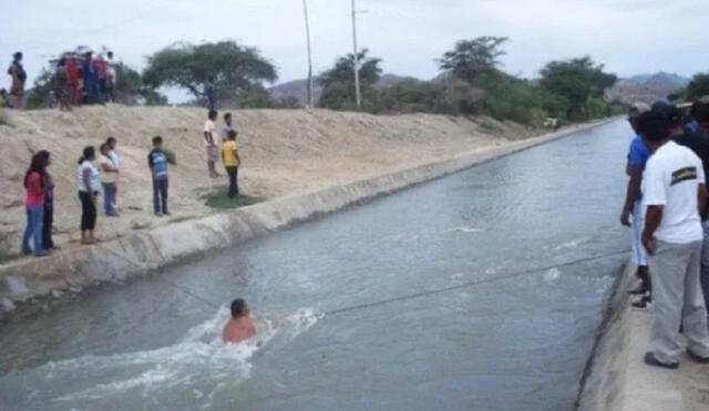 Padre rescató a menor del canal. Foto: difusión