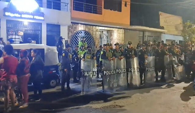 Policía encontraron hasta 30 casquillos de bala en el lugar del crimen. Foto: Conectate Ica