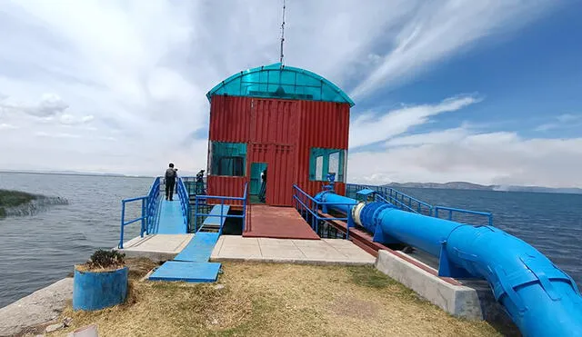 Puno. Captación de Chimu en el lago de Titicaca está cerca de la superficie. Foto: Liubomir Fernández/La República