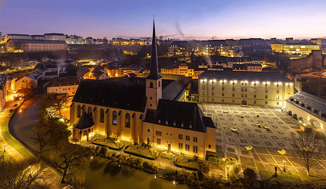 En Luxemburgo, además de su idioma oficial, se utilizan el francés y el alemán.