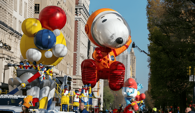 La Gran Manzana es famosa por su desfile de Acción de Gracias, donde enormes globos y carrozas desfilan por las calles. Foto: Independent en Español