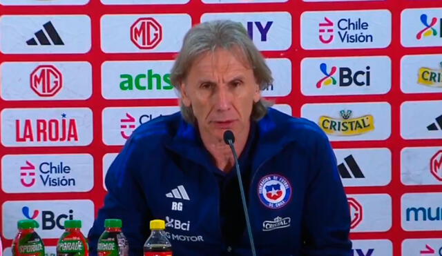 Ricardo Gareca aún no tiene ninguna victoria oficial con Chile. Foto: captura de Movistar Deportes