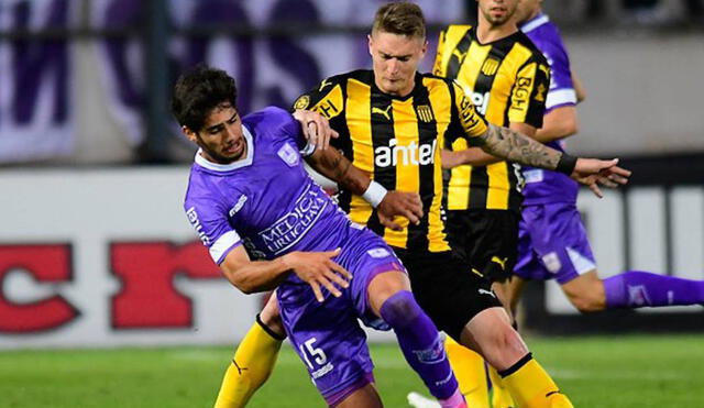 Peñarol quiere alcanzar en la punta a Nacional con una victoria ante Defensor Sporting. Foto: Peñarol/X