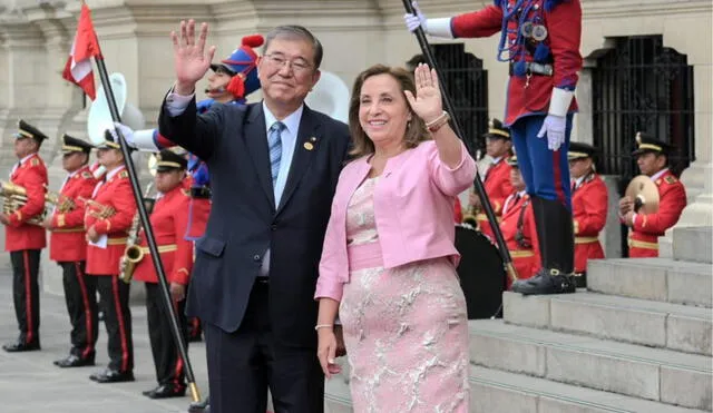 Tras el APEC, Dina Boluarte y el primer ministro de Japón sostuvieron una reunión bilateral en Palacio de Gobierno. Fotos: Miguel Vásquez/La República