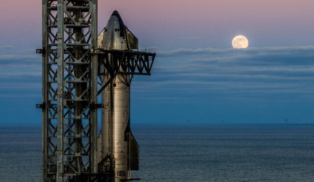 Starship es la nave espacial reutilizable de SpaceX diseñada para transportar carga y pasajeros a la órbita, la Luna, Marte y más allá. Foto: SpaceX