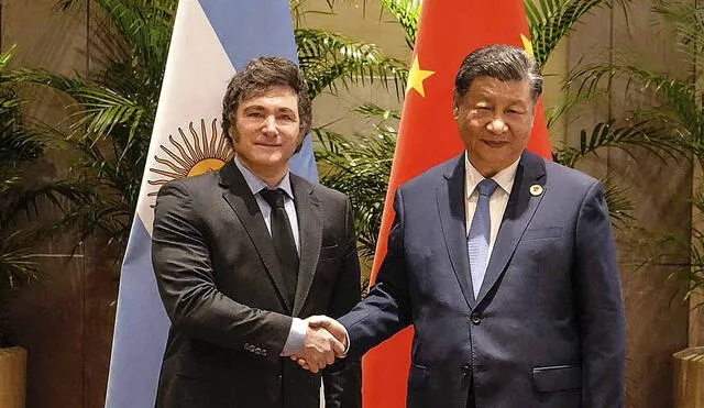 Javier Milei se reunió con Xi Jinping en la Cumbre del G20 en Río de Janeiro para definir un nuevo esquema de cooperación comercial entre Argentina y China, marcando un cambio en la diplomacia. Foto: AFP