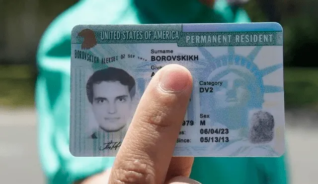 Para solicitar la Green Card, es necesario haber residido en Estados Unidos durante al menos cinco años y probar una presencia física de 18 meses en ese periodo. Foto: Infobae