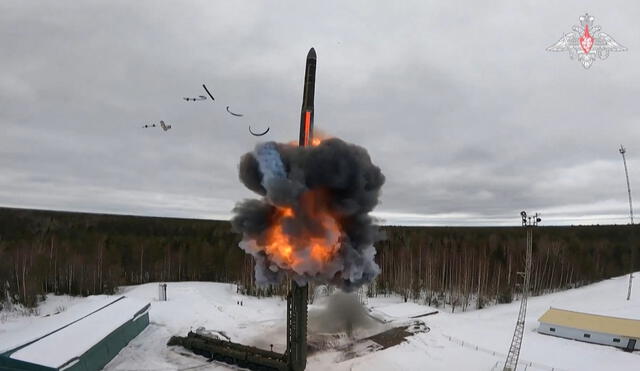 Rusia cuenta con misiles nucleares intercontinentales que son parte de su arsenal de ataque y defensa.  Foto: AFP