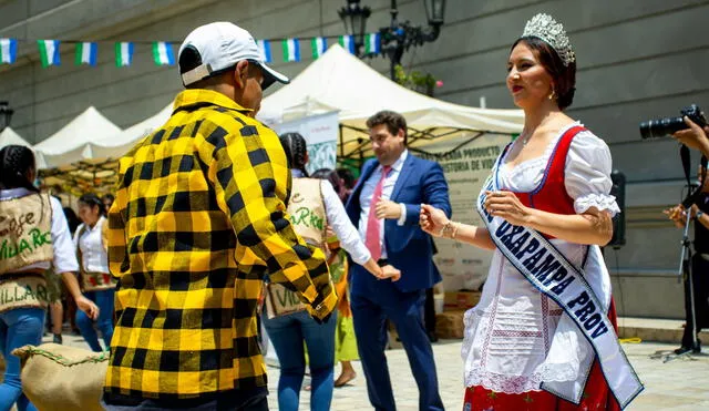 Feria Oxapampa.