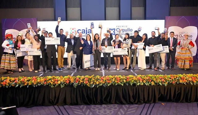 Caja Arequipa premia a 15 ganadores del primer concurso nacional MYPE, "Orgullo Emprendedor". Fuente: Difusión.