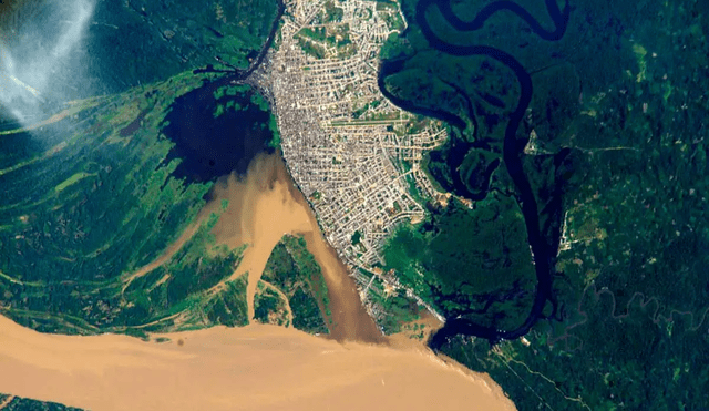 Esta paradisiaca ciudad solo es accesible por aire o vía fluvial, sin conexiones viales directas. Foto: Howlanders Blog.