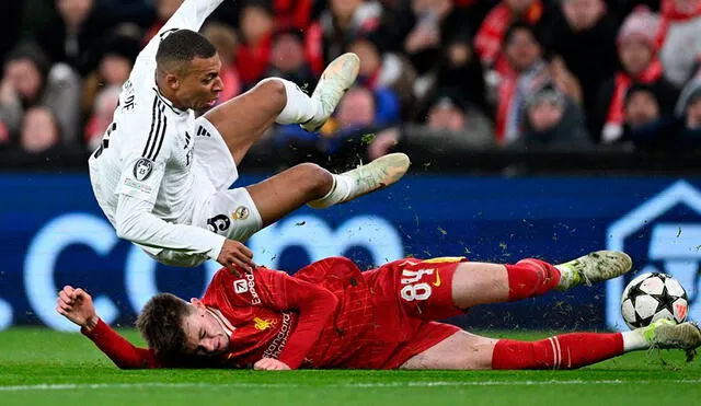 Conor Bradley jugó como titular en la victoria del Liverpool sobre Real Madrid por Champions. Foto: AFP