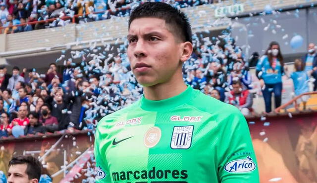 Franco Saravia inició su carrera profesional en Alianza Lima luego de ascender desde las divisiones inferiores. Foto: Instagram