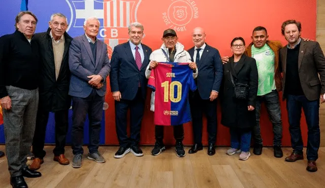 Hugo Sotil llegó a Barcelona desde Deportivo Municipal. Foto: fbcjugadors