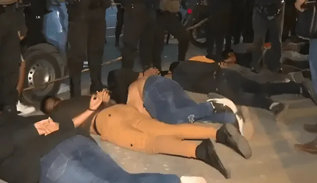 Familias piden libertad de sus seres queridos. Señalan que la acusación policial es falsa y que les sombraron armas. La PNP guarda silencio. Foto: difusión