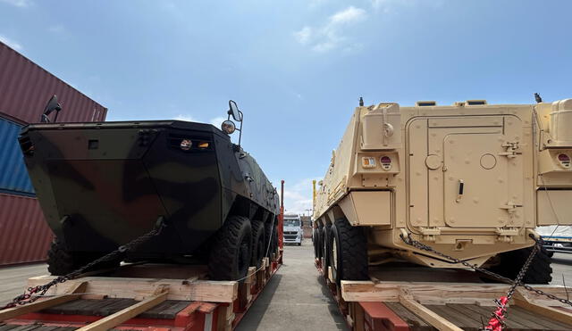 Los blindados 8x8 modelo K808 White Tiger de la fábrica surcoreana Hyundai White serán exhibidos en el desfile del Ejército del 6 de diciembre. Foto: Defensa.com