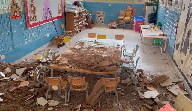 El techo de un centro educativo inicial colapsó en horario de clases. Foto: LR