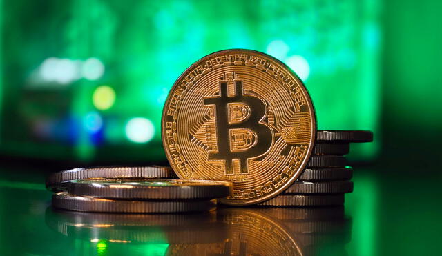 Bitcoin o Bitcóin es una criptomoneda descentralizada y un sistema de pago que no requiere de banco central. Foto: Unsplash