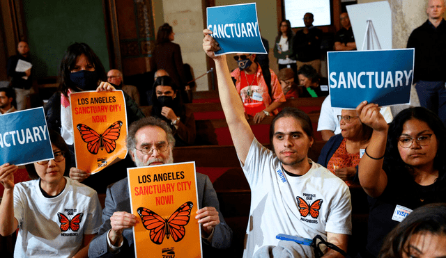 La ciudad de San Diego se ha comprometido a defender a la comunidad inmigrante en Estados Unidos, rechazando las recomendaciones de ICE en Estados Unidos. Foto: La Voz de América.