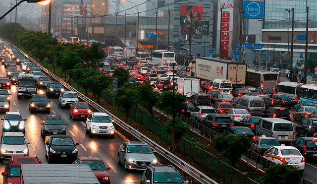 Lima es la ciudad con mayor congestión vehicular en Latinoamérica/Foto: LR