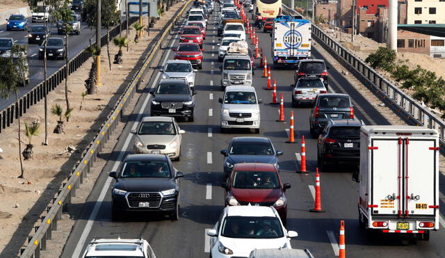 Estas cifras evidencian la cruda realidad de la congestión en la ciudad, que ha empeorado con el tiempo. Foto: Carlos Contreras/LR