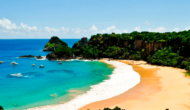 Considerada la mejor playa del mundo, este paraíso de Brasil es perfecto para las vacaciones del 2025. Foto: Clarín.