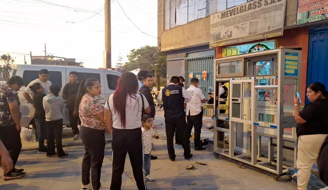 Joven fue asesinado frente a una vidriería. Foto: Dayana Huerta/La República