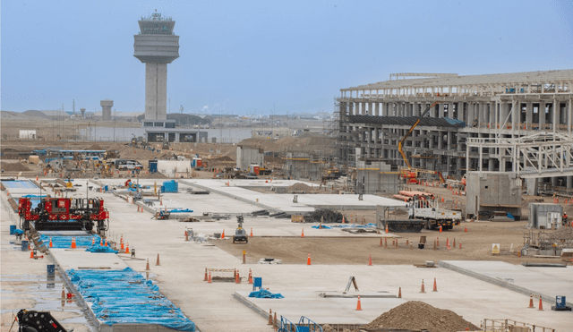 El Nuevo Aeropuerto Jorge Chávez ha contado con más de 13.000 trabajadores para terminar sus obras. Foto: Andina