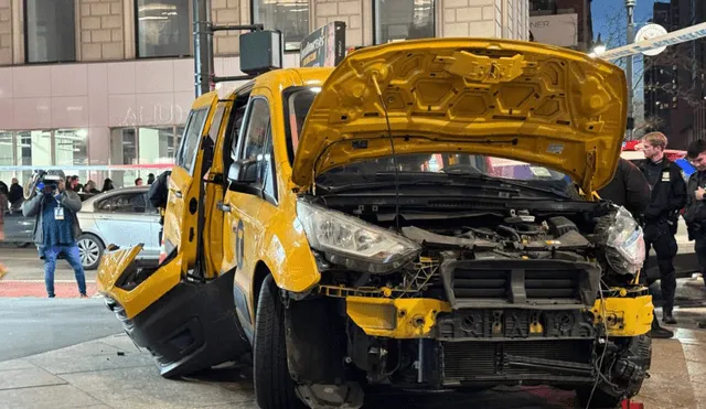 El taxista está siendo investigado por este trágico accidente contra 6 personas. Foto: X