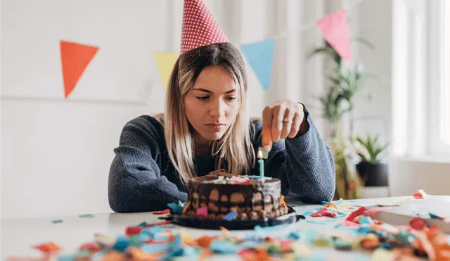 Los psicólogos explican con detalle las razones por las cuales a algunas personas no les gusta festejar su cumpleaños. Foto: composición LR/El País