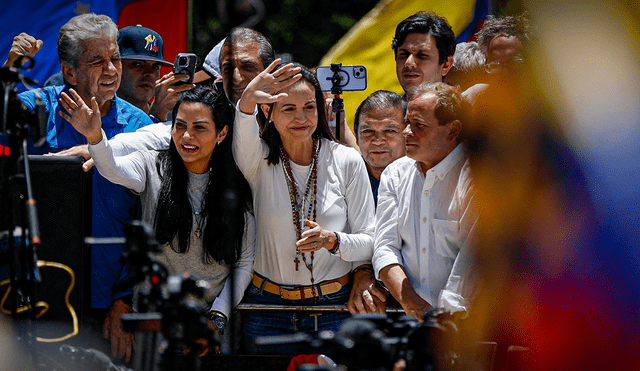 Maduro, autoproclamado reelecto para un tercer mandato, juramentará el 10 de enero tras protestas que dejaron 28 muertos y cerca de 200 heridos. Foto: AFP