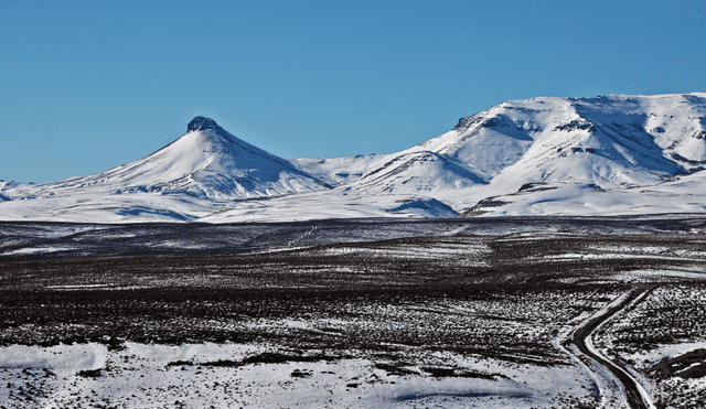 La Caldera McDermitt posiciona a Estados Unidos como un actor clave en la transición hacia energías limpias: diversifica las fuentes de litio y reduce la dependencia de China en el suministro global. Foto: Bradley W. Parks/OPB.